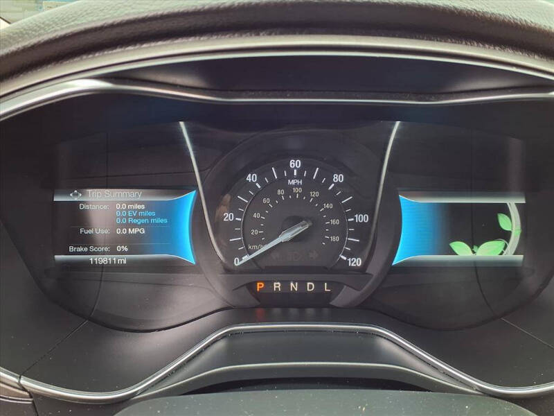 2017 Ford Fusion Hybrid SE