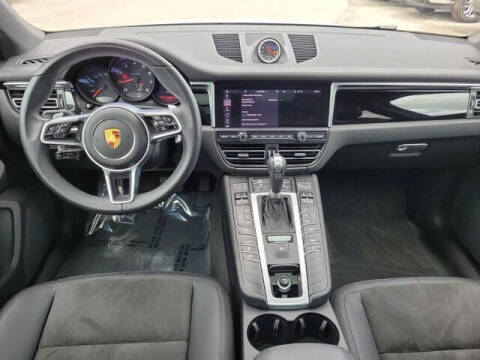 2021 Porsche Macan