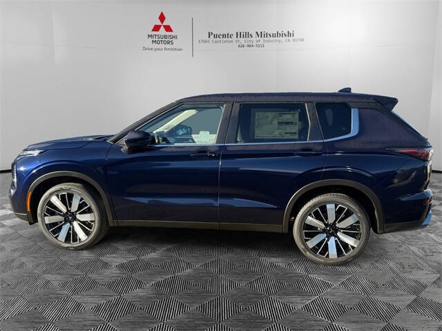 2026 Mitsubishi Outlander SE