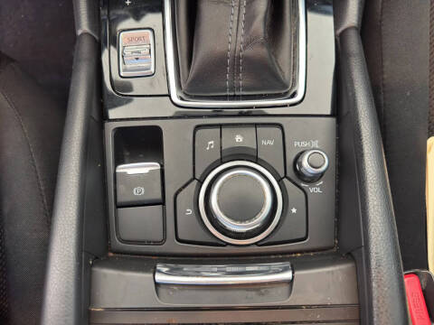 2017 Mazda MAZDA3 Sport