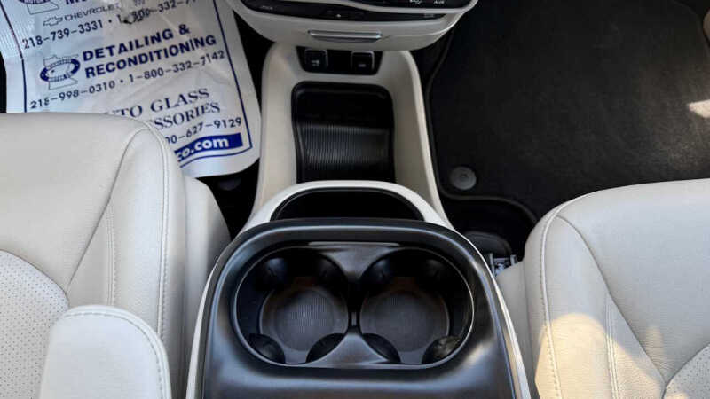 2020 Chrysler Pacifica Touring L Plus