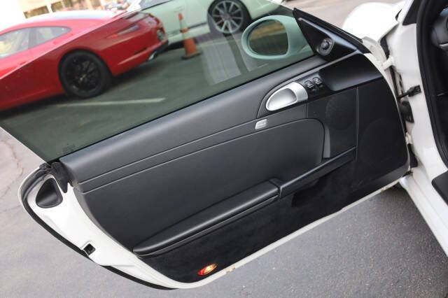 2011 Porsche Cayman