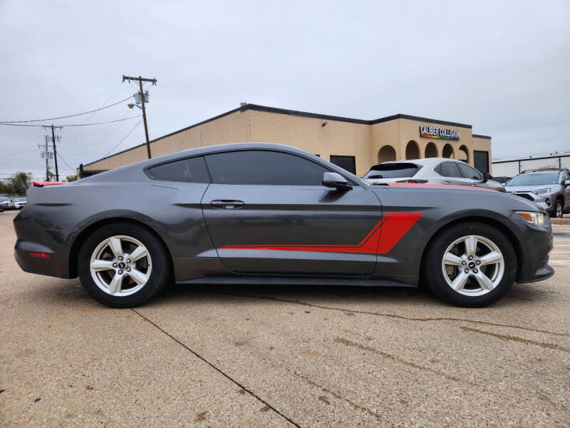 2017 Ford Mustang V6