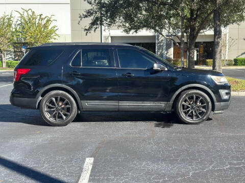 2017 Ford Explorer XLT