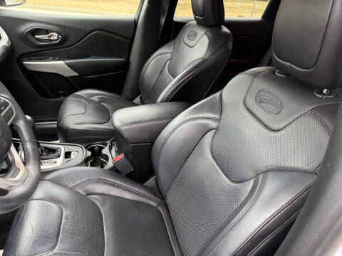 2017 Jeep Cherokee Overland