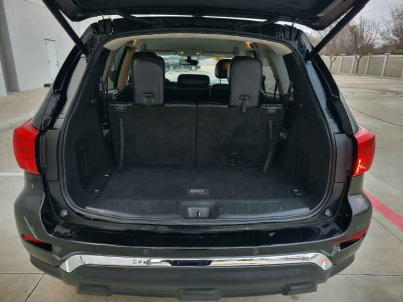 2019 Nissan Pathfinder SL