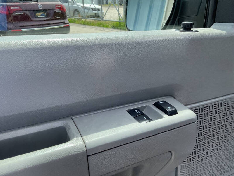 2013 Ford E-Series E-250