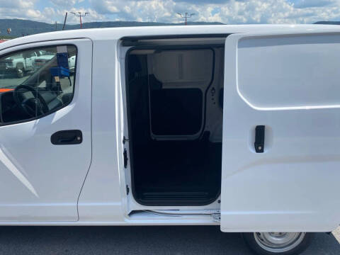 2021 Nissan NV200 S
