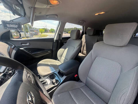 2017 Hyundai Santa Fe SE