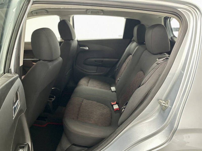 2018 Chevrolet Sonic LT Auto