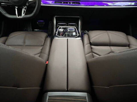 2025 BMW 7 Series 740i xDrive