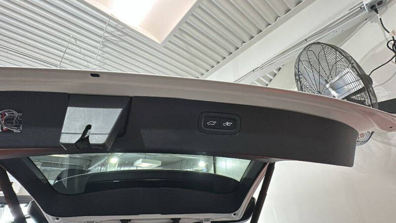 2024 Volvo XC90 B5 Plus Bright Theme