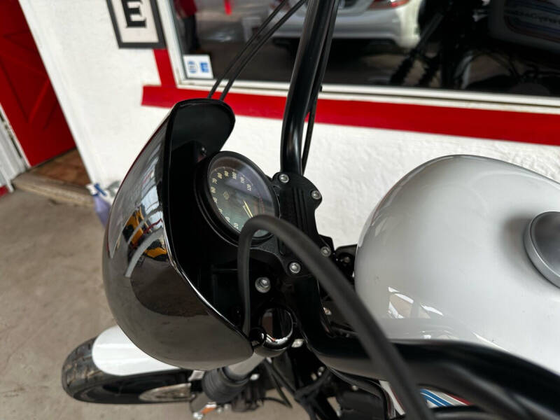 2021 Harley-Davidson XL1200