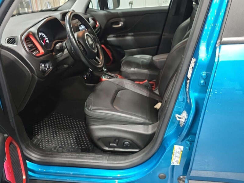 2022 Jeep Renegade Trailhawk