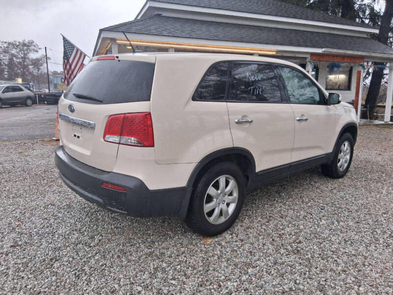 2011 Kia Sorento LX