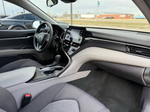 2022 Toyota Camry LE