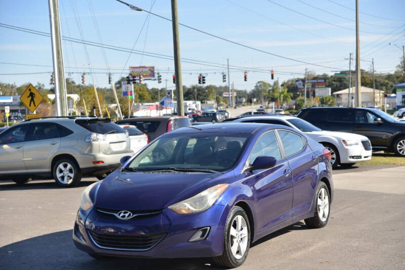 2011 Hyundai Elantra GLS's photo