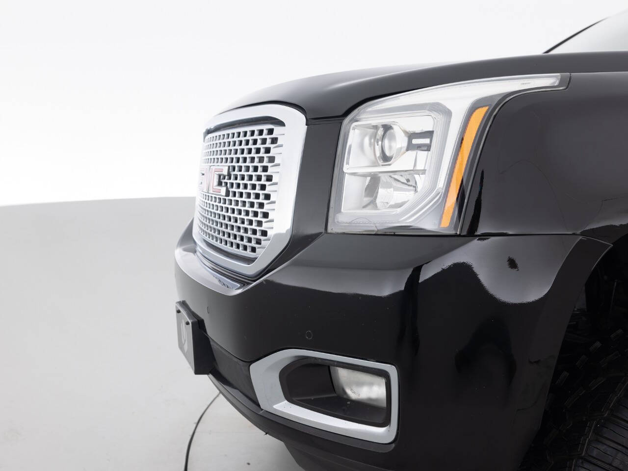 Used Car 2017 Gmc Yukon Xl  Denali 4x4 4dr Suv For Sale Under $30,000 In Coal City, Illinois