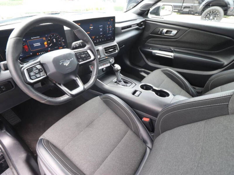 2024 Ford Mustang EcoBoost