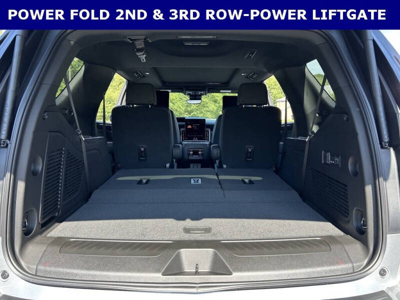 2025 GMC Yukon Elevation