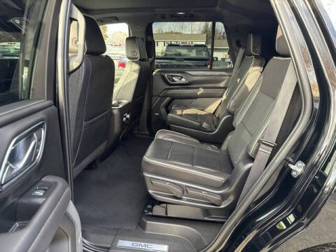 2022 GMC Yukon SLT