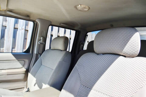 2001 Nissan Frontier XE