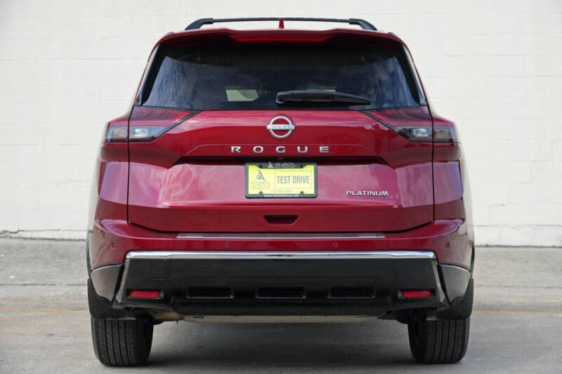 2025 Nissan Rogue Platinum