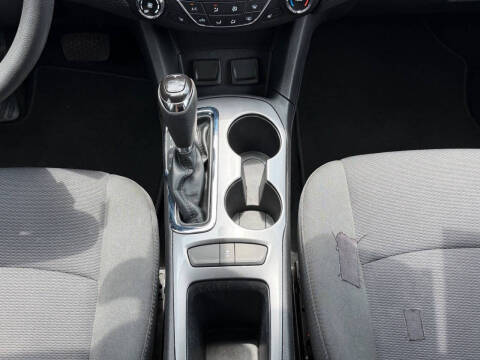 2017 Chevrolet Cruze LT Auto