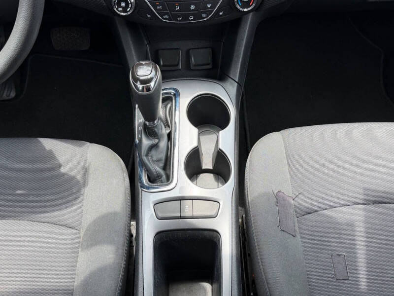 2017 Chevrolet Cruze LT Auto