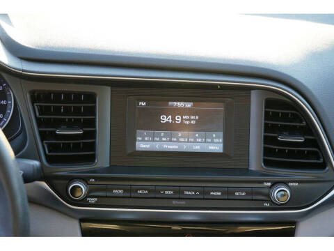 2019 Hyundai Elantra