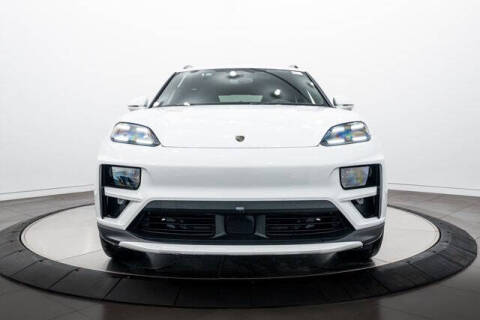 2025 Porsche Macan Turbo Electric