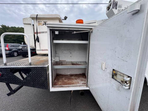 2004 Ford F-550 Super Duty