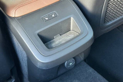 2022 Volvo V60 Cross Country T5