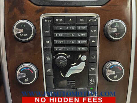 2012 Volvo XC70 T6 Platinum