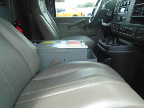 2017 Chevrolet Express 2500