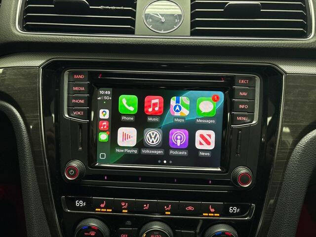 2016 Volkswagen Passat 1.8T SEL Premium