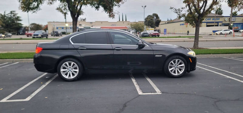2015 BMW 5 Series 528i
