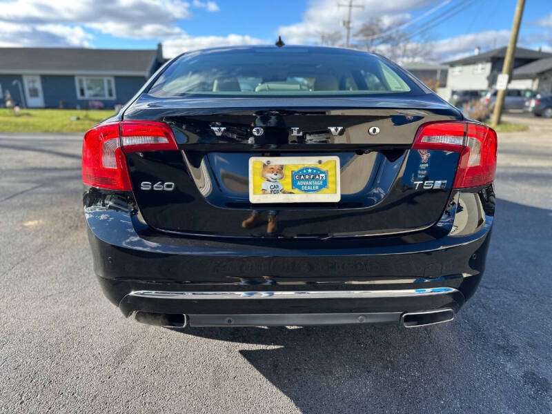 2018 Volvo S60 T5 Inscription Platinum