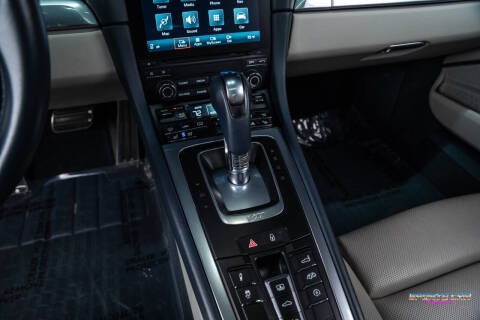 2017 Porsche 911 Carrera 4S