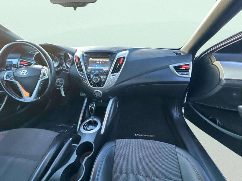 2016 Hyundai Veloster