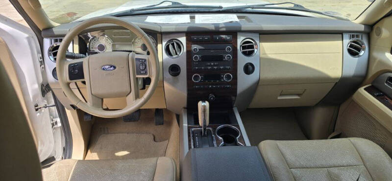 2011 Ford Expedition XLT