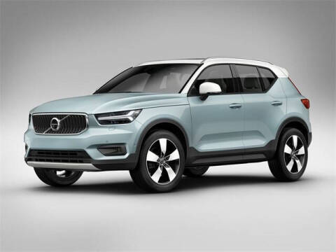 2020 Volvo XC40 T5 Momentum