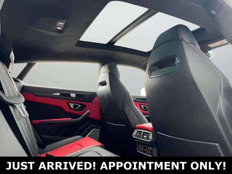 2022 Lamborghini Urus