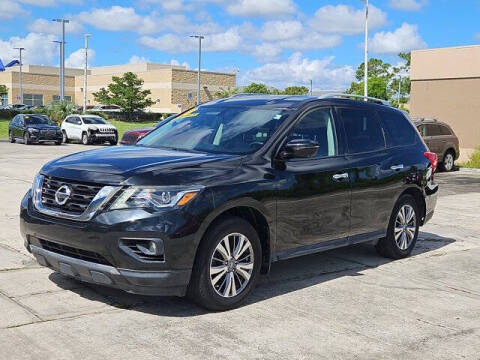 2018 Nissan Pathfinder SL