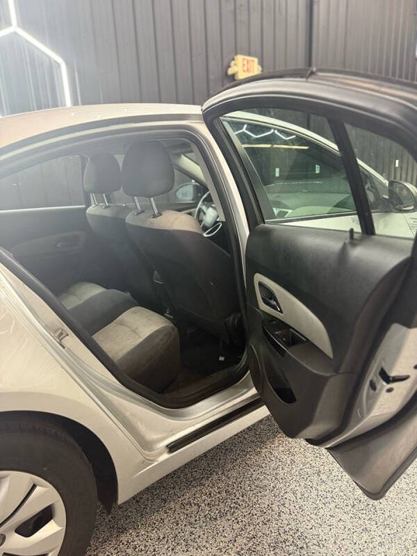 2014 Chevrolet Cruze LS Auto