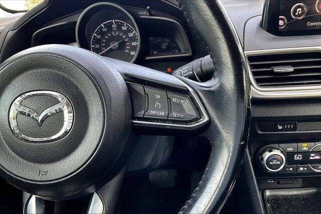 2018 Mazda MAZDA3 Touring