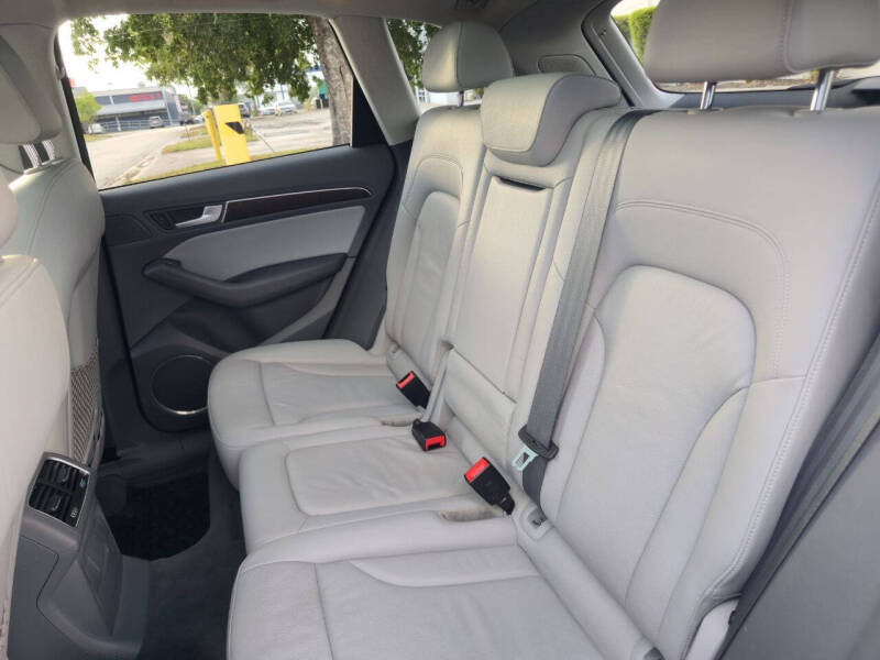 2015 Audi Q5 2.0T quattro Premium Plus