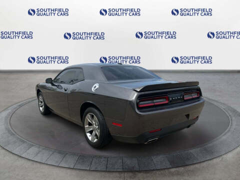 2019 Dodge Challenger SXT