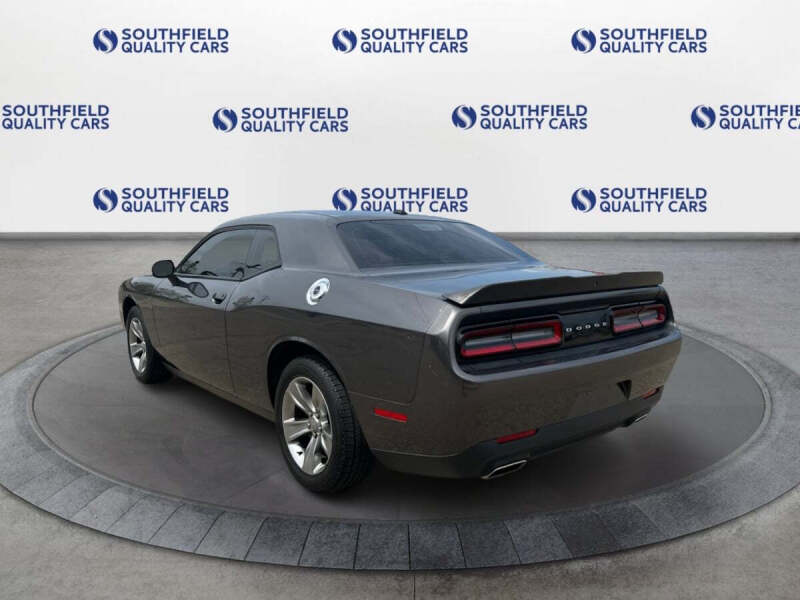2019 Dodge Challenger SXT
