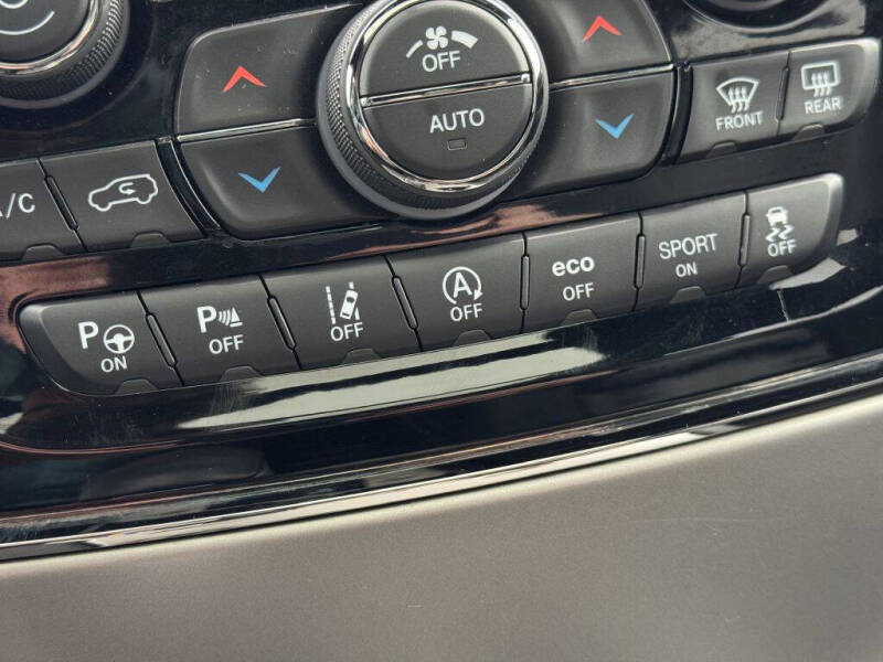 2019 Jeep Grand Cherokee Overland